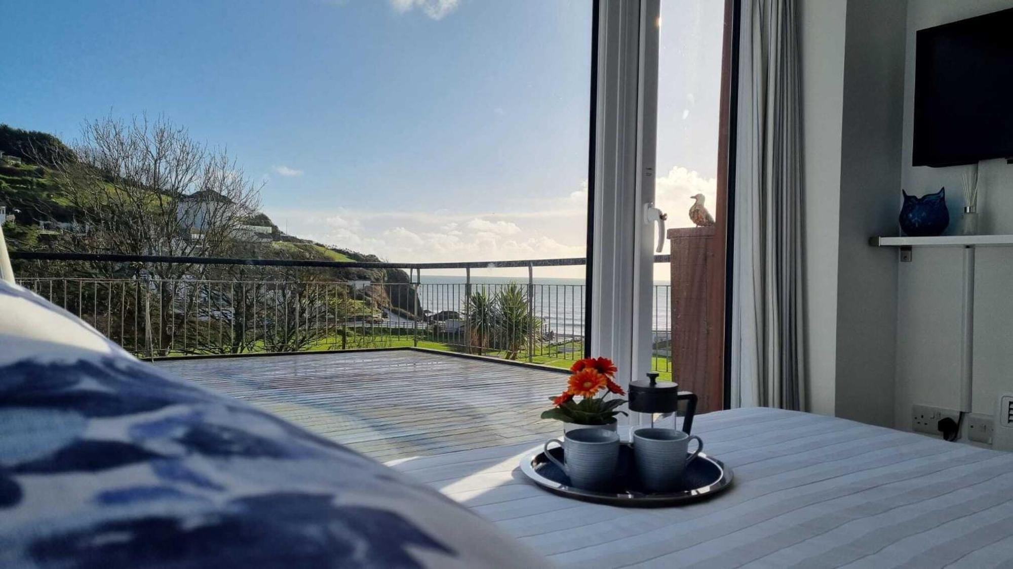 May View - Luxury Sea View Apartment - Millendreath, ルー エクステリア 写真